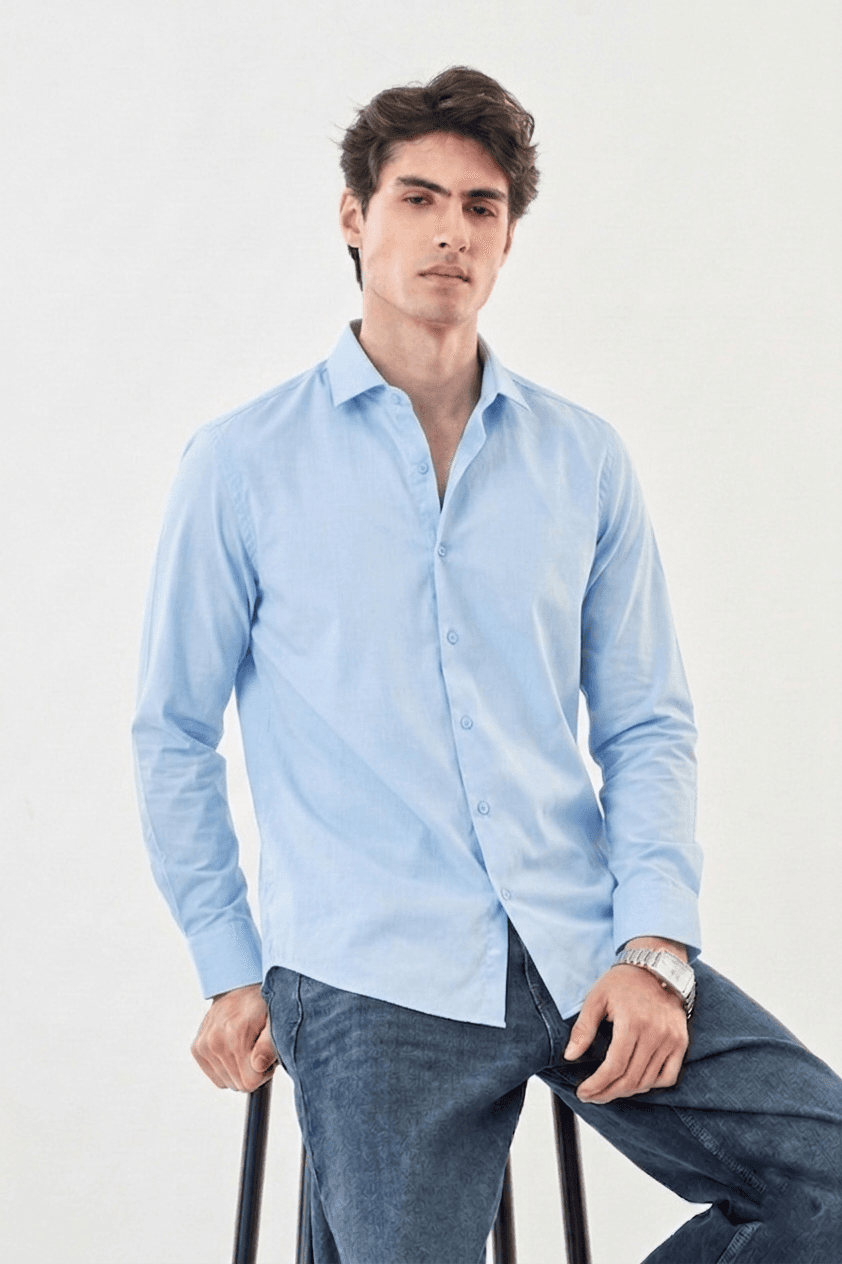 Loyan Men’s Premium Oxford Slim-Fit Long Sleeve Button-Down Shirt – Sky Blue